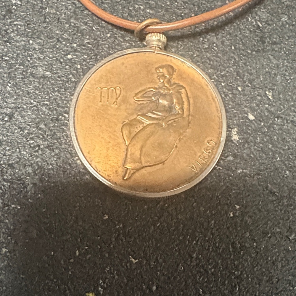 1970s Virgo Zodiac Pendant Necklace